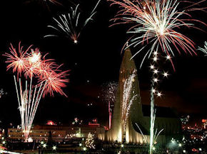 IcelandChristmas2010-4.jpg IcelandChristmas2010-4.jpg