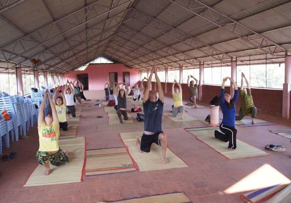 volunteer-india-26-Yoga.jpg